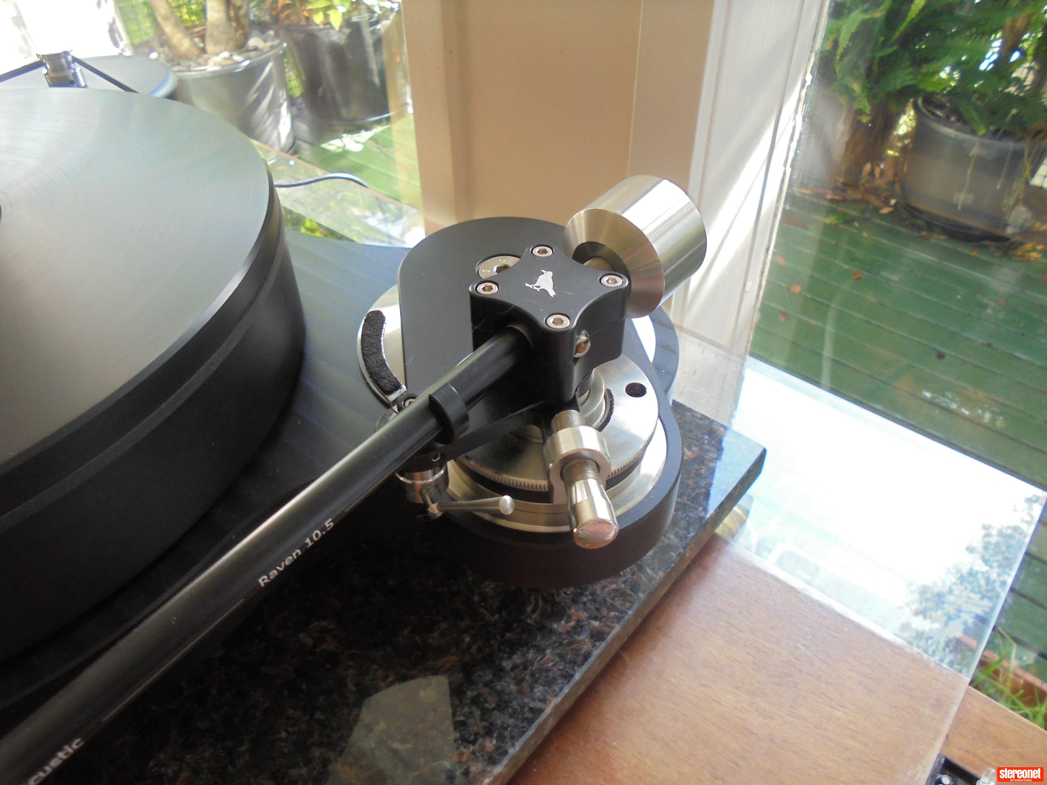 TW Acustic Raven One Turntable and Tonearm Package - Turntables ...