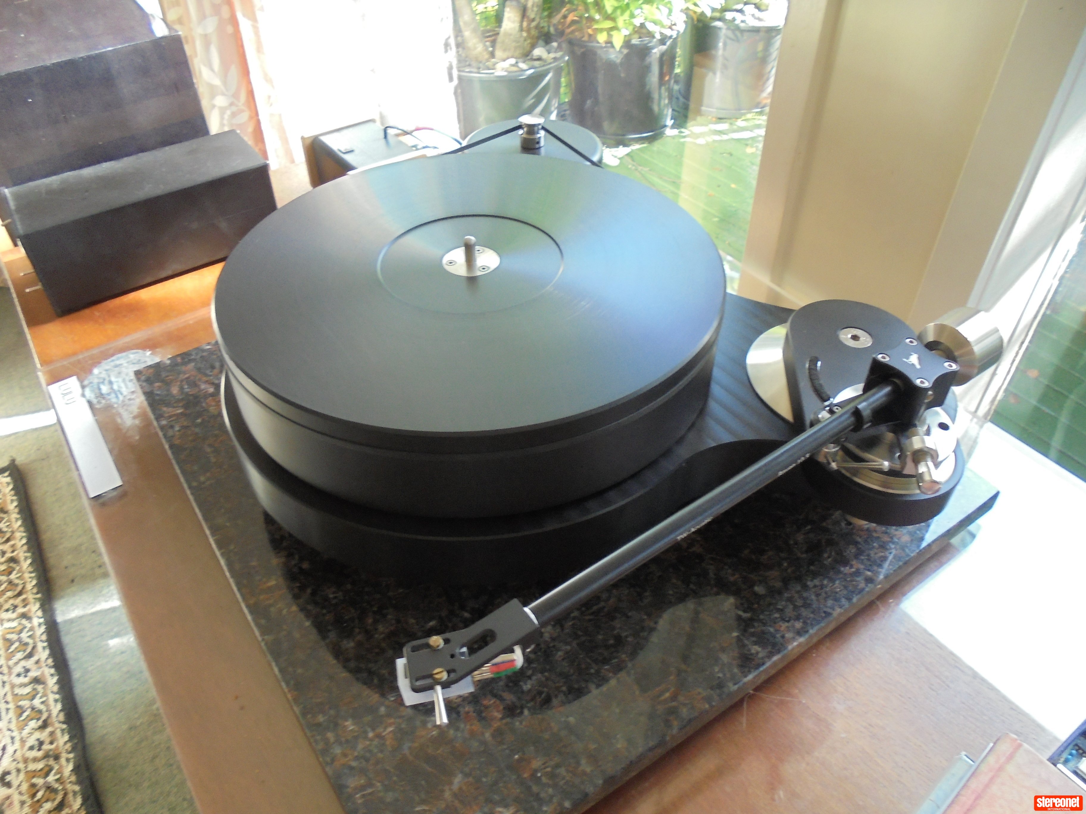 TW Acustic Raven One Turntable and Tonearm Package - Turntables ...