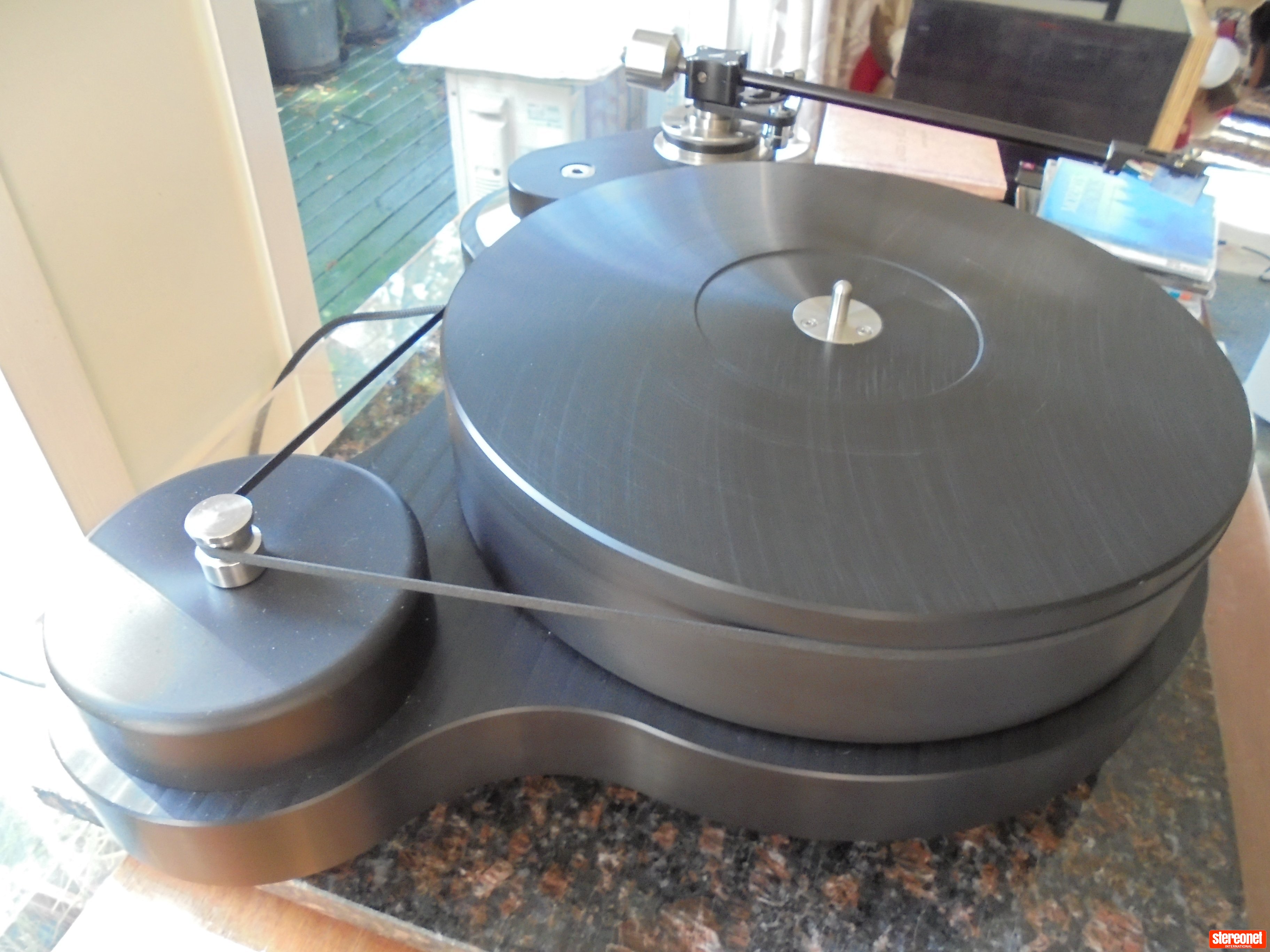 TW Acustic Raven One Turntable and Tonearm Package - Turntables ...