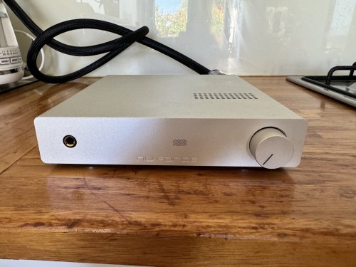 NuForce UHD100 DAC