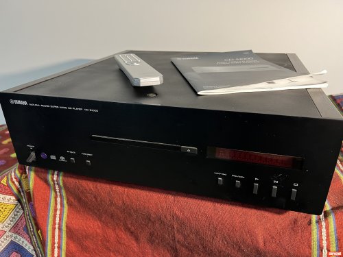 Yamaha CD-S1000 SACD Player