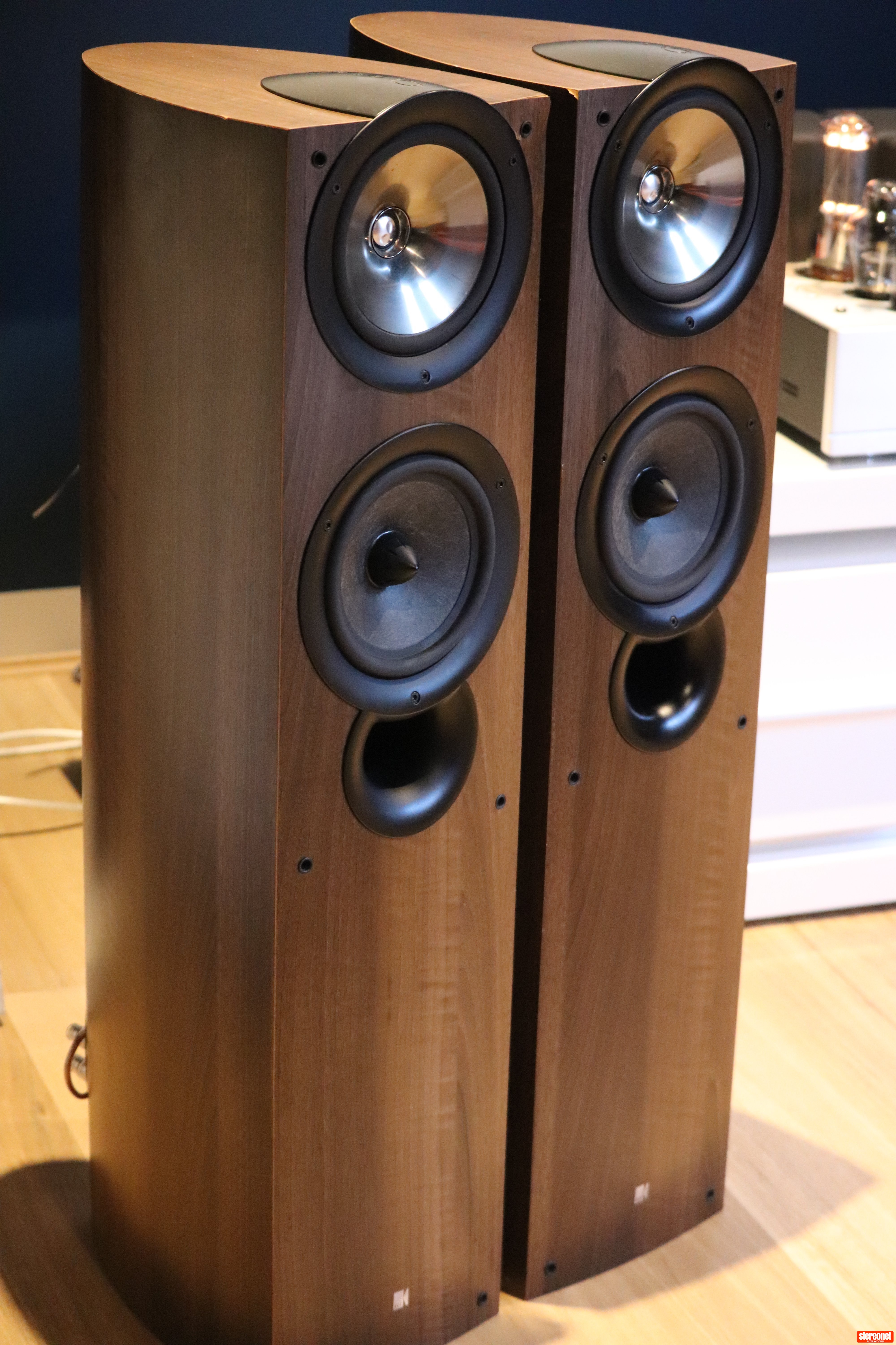 KEF iQ7 Floorstanding Loudspeakers - Floorstanders & Large