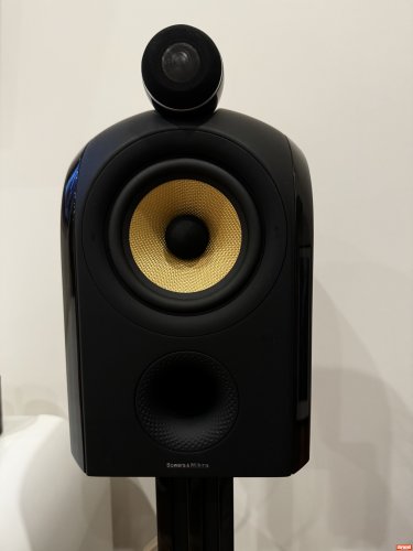 Bowers & Wilkins PM1 Bookshelf Loudspeakers