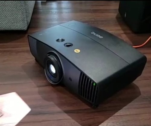 BenQ W5700 Projector