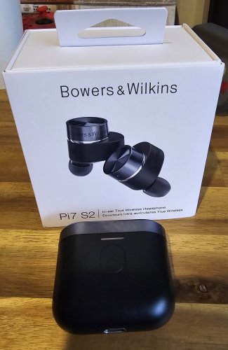 Bowers & Wilkins Pi7 S2 Headphones - In Ear Monitors