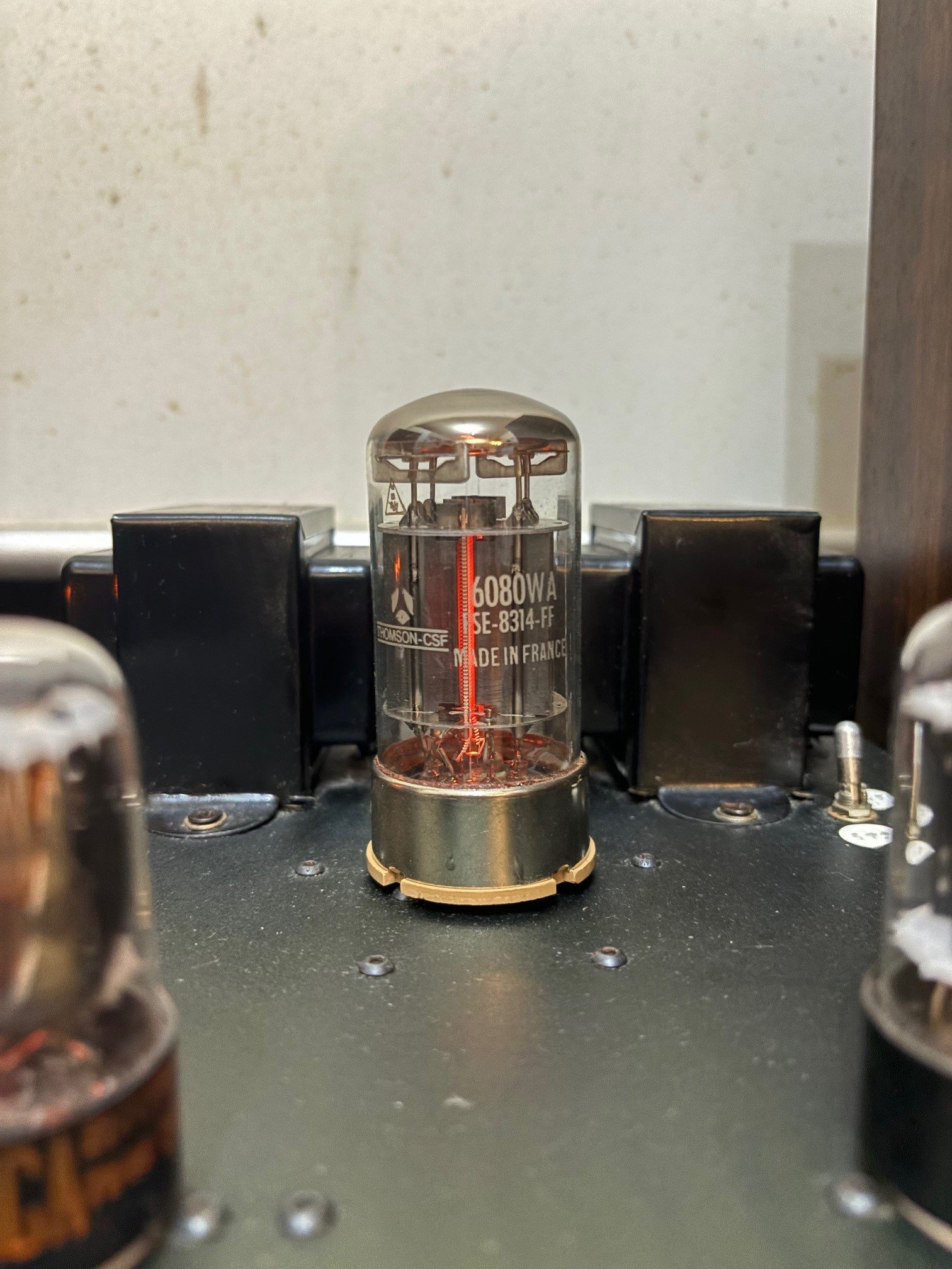 780934_8