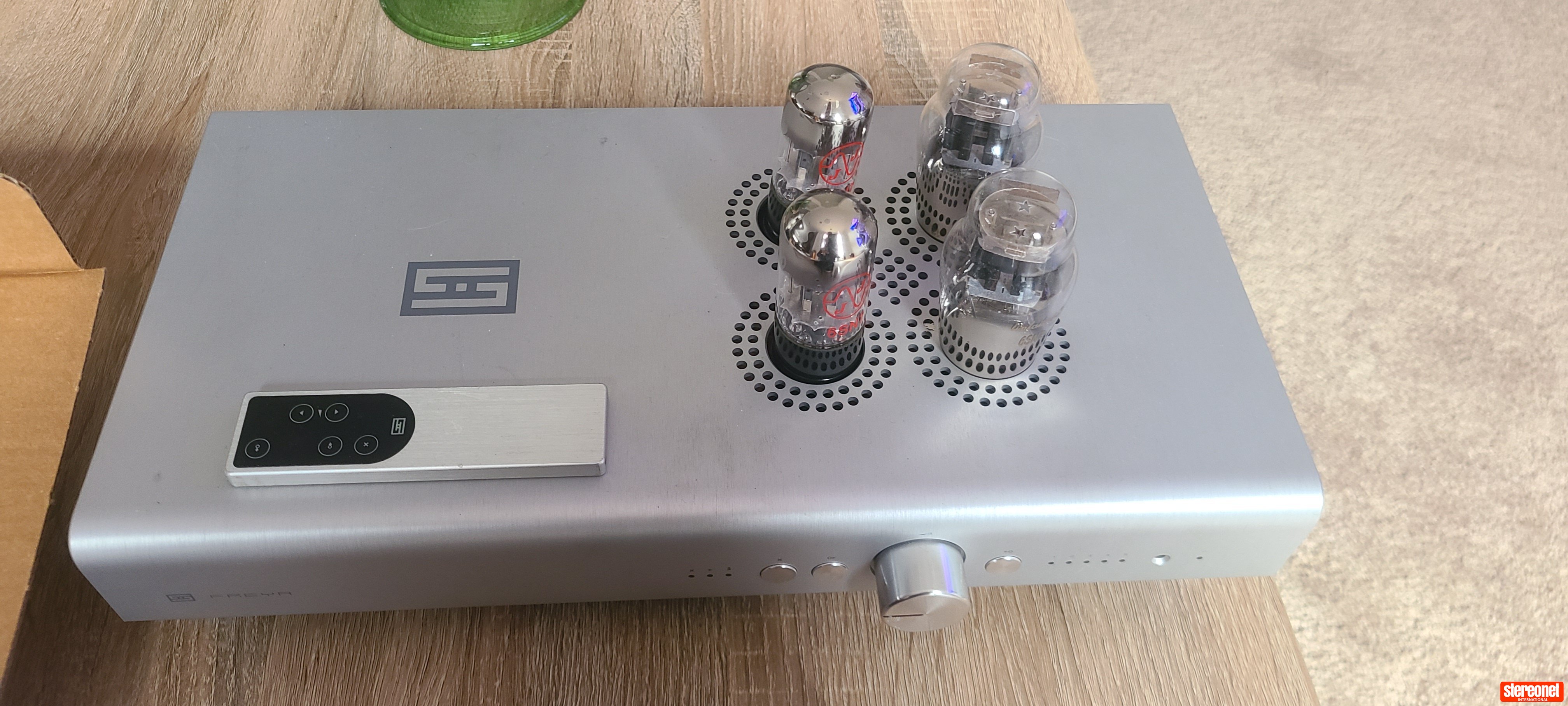 Schiit Audio Freya plus Pre Amplifier - Pre Amplifiers - StereoNET