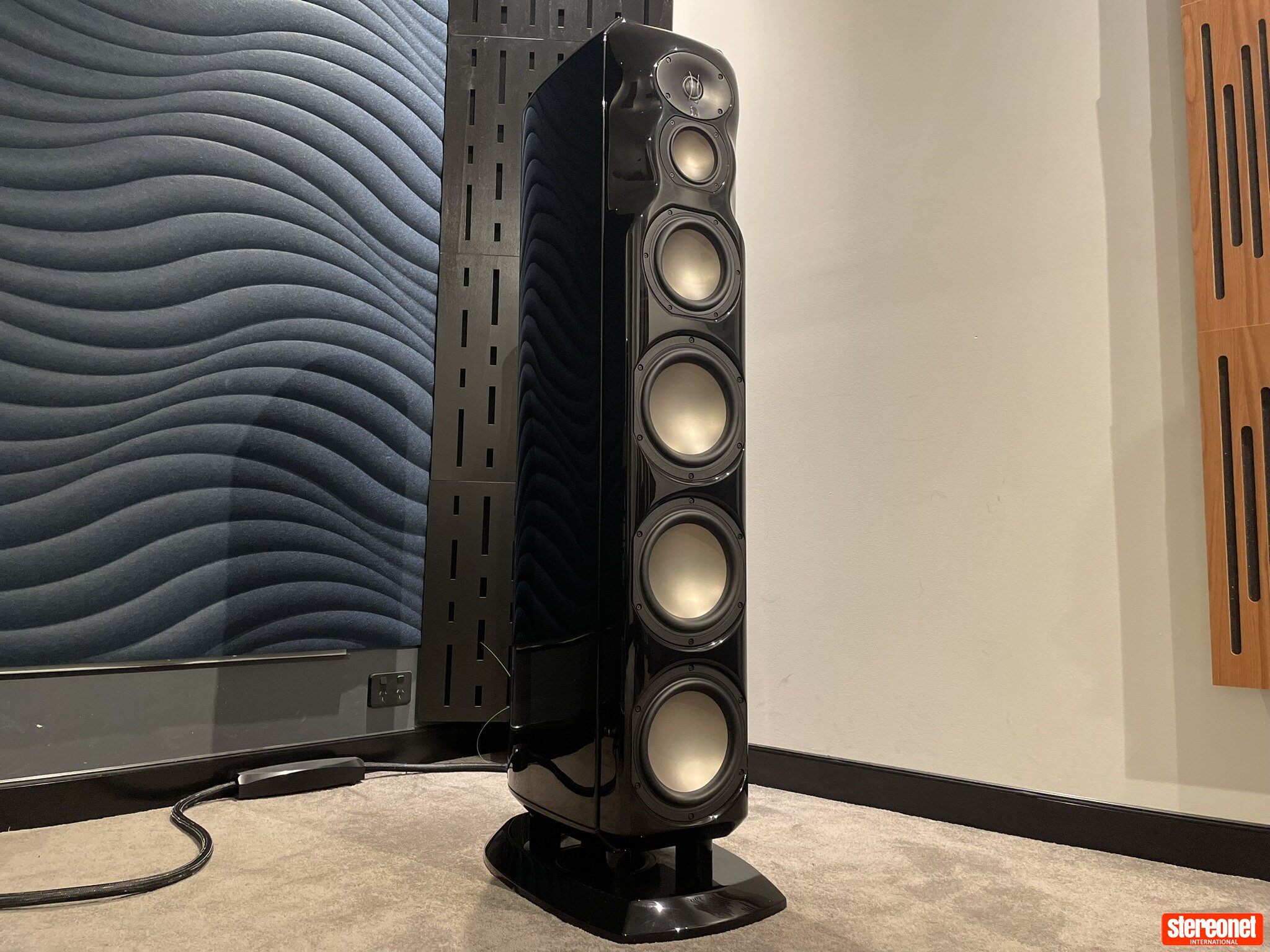 Revel Audio Revel Speakers Ultima Salon 2 Floorstanding Loudspeakers ...