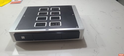 NAD Electronics M22 - 250 wpc Power Amplifier