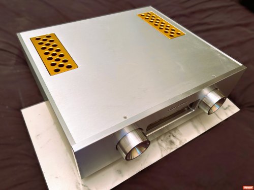 Kinki Studio EX-M1 Integrated Amplifier (Solid State)