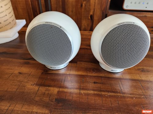 Elipson Planet m Bookshelf Loudspeakers