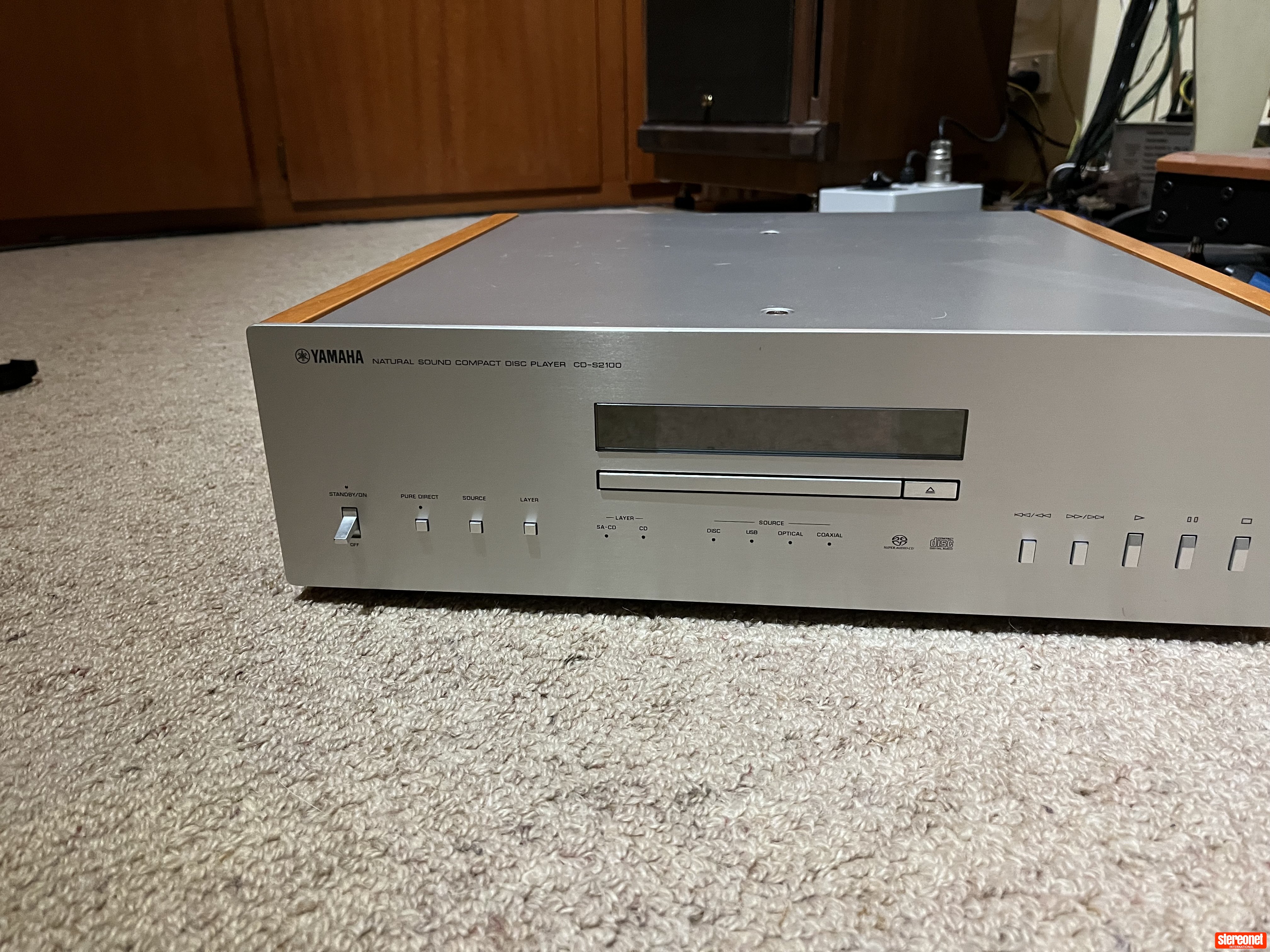 Yamaha CD-S2100 SACD Player