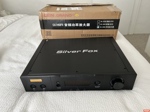 Cen.Grand 9i-906 Silver Fox Black Headphone Amplifier