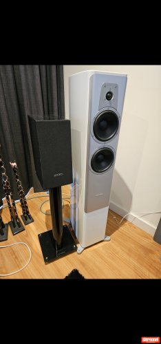 Dynaudio Contour 30 Floorstanding Loudspeakers