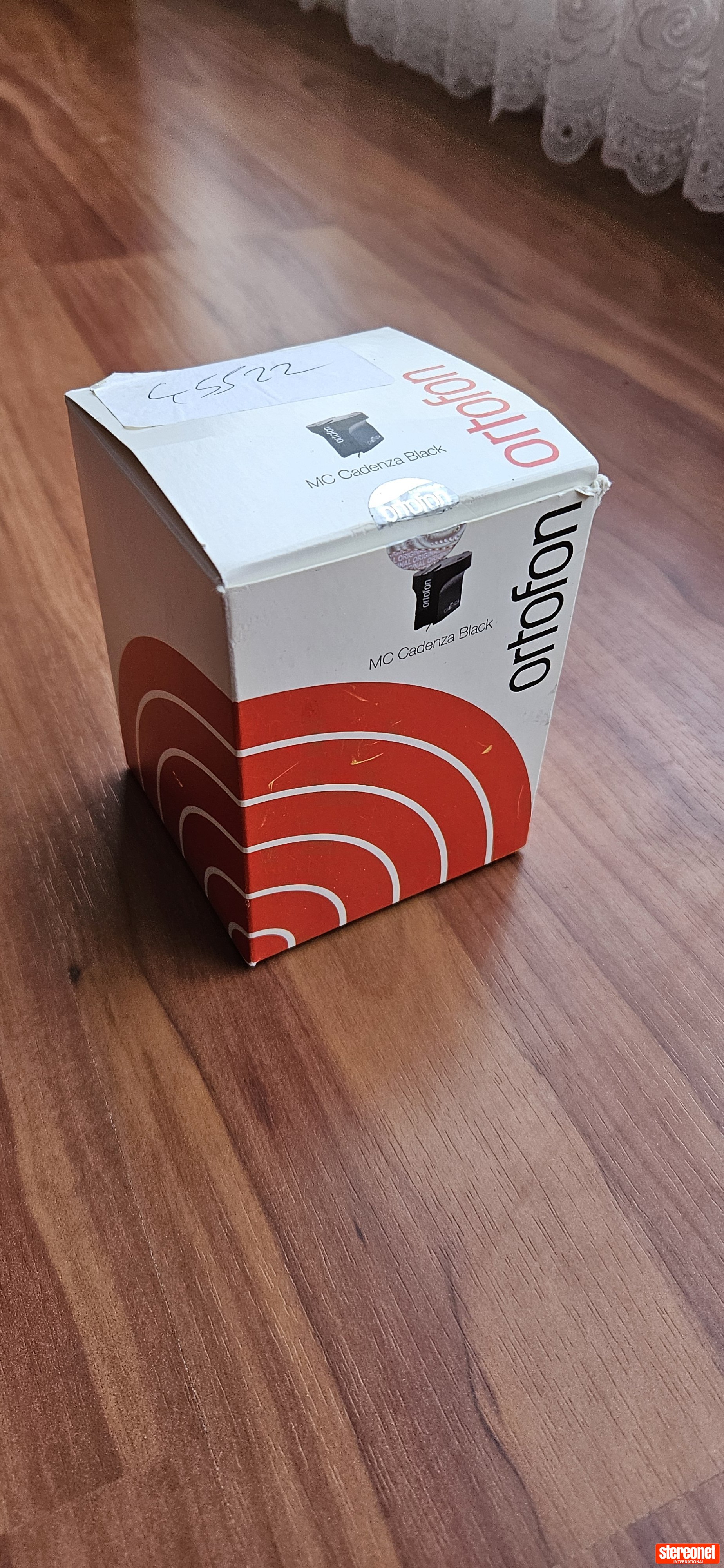 Ortofon Cadenza Black Phono Cartridge (MC)