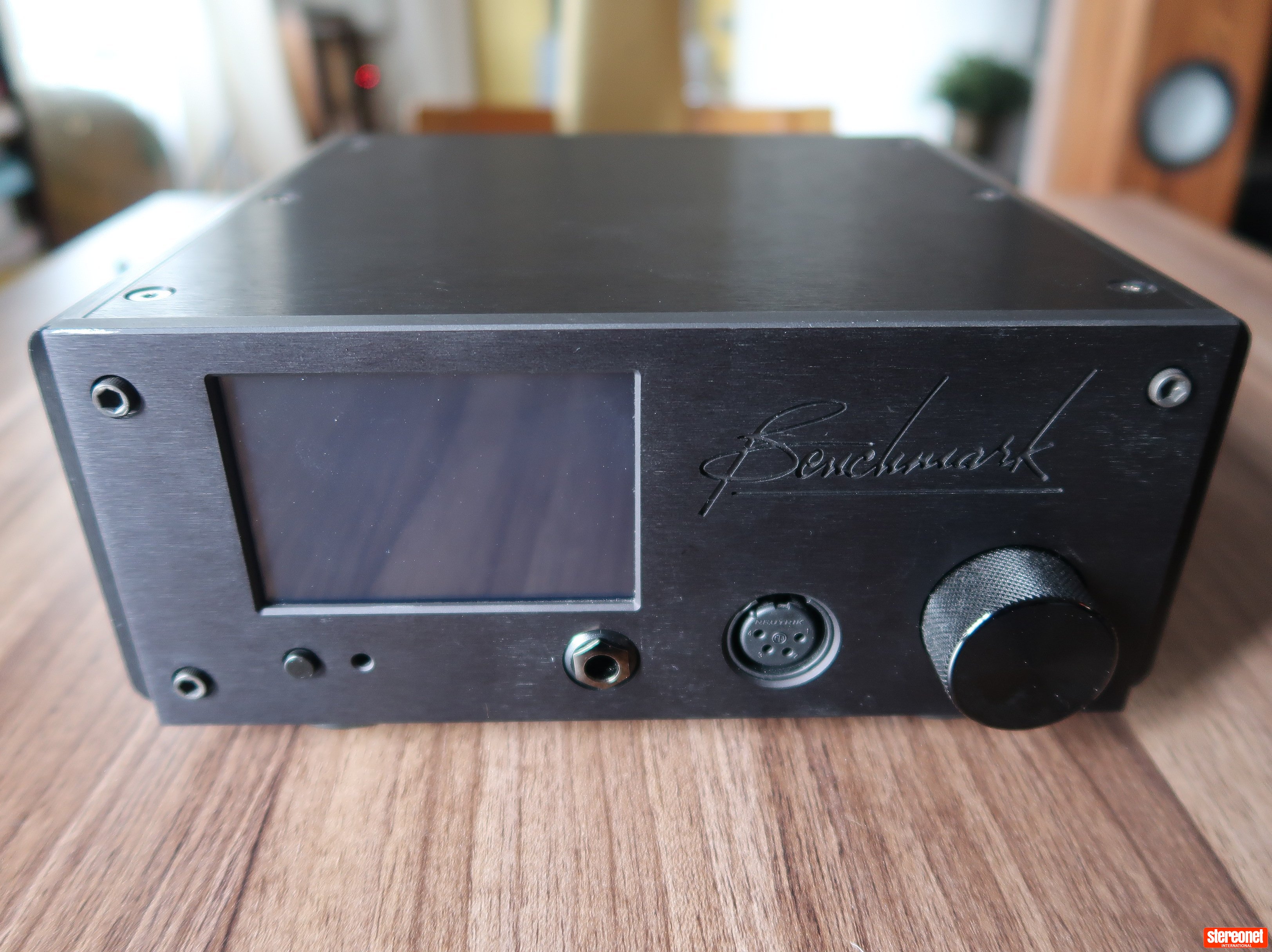 Benchmark HPA4 Headphone Amplifier