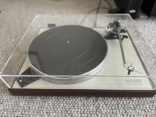 Luxman PD264 Turntable