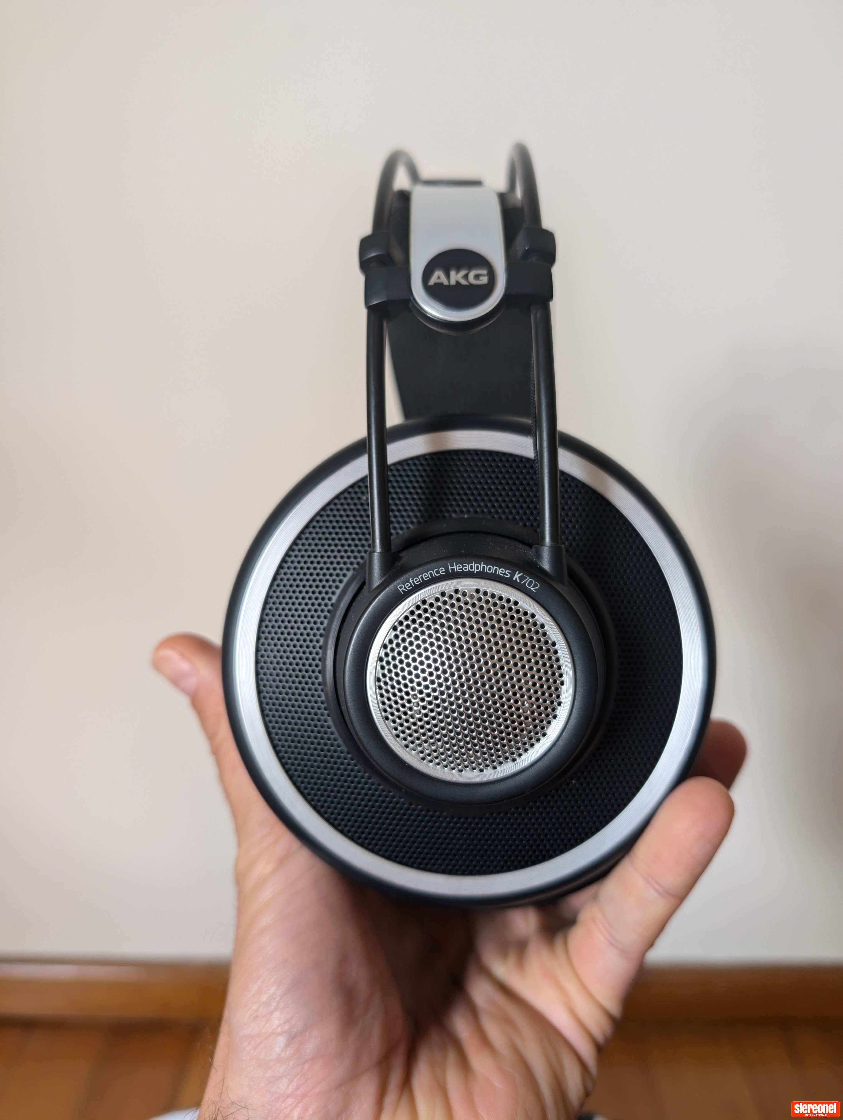 AKG k702 Headphones - Over/On Ear - Headphones (Over/On Ear) - StereoNET
