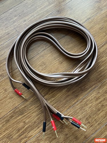 Van Den Hul D-352 Speaker Cables