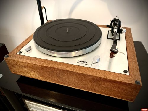 Thorens TD160 Super Turntable