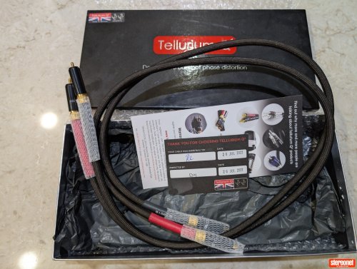 Tellurium Q Black Diamond Interconnect Cables (RCA)