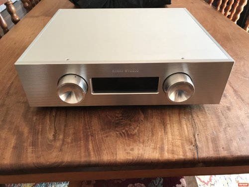 Kinki Studio EX P27 Pre Amplifier