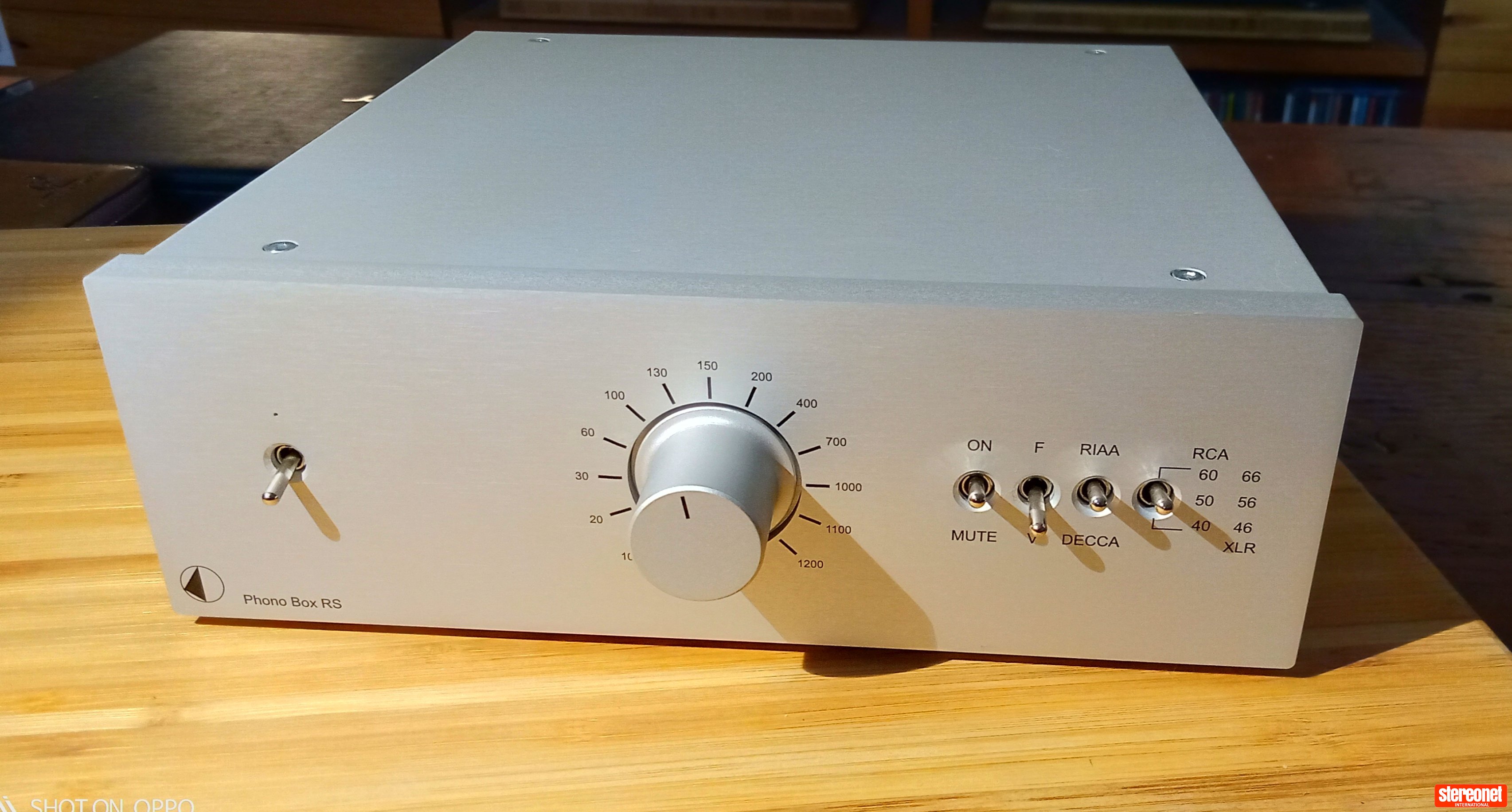 Pro-Ject Phono Box RS + linear power supply Phono Preamplifier