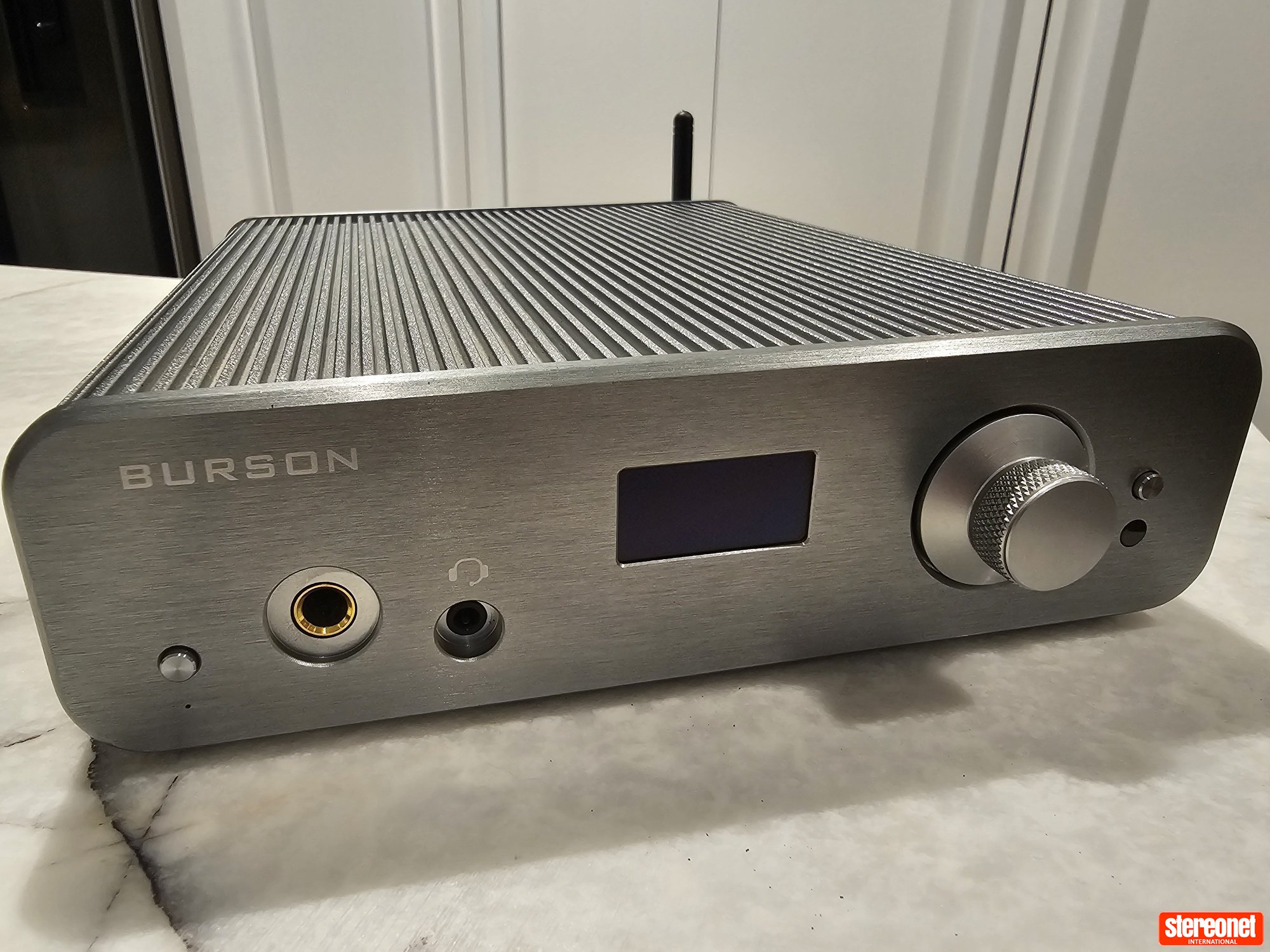 Burson Audio M180 Headphone Amplifier - Headphone Amps & DACs - StereoNET