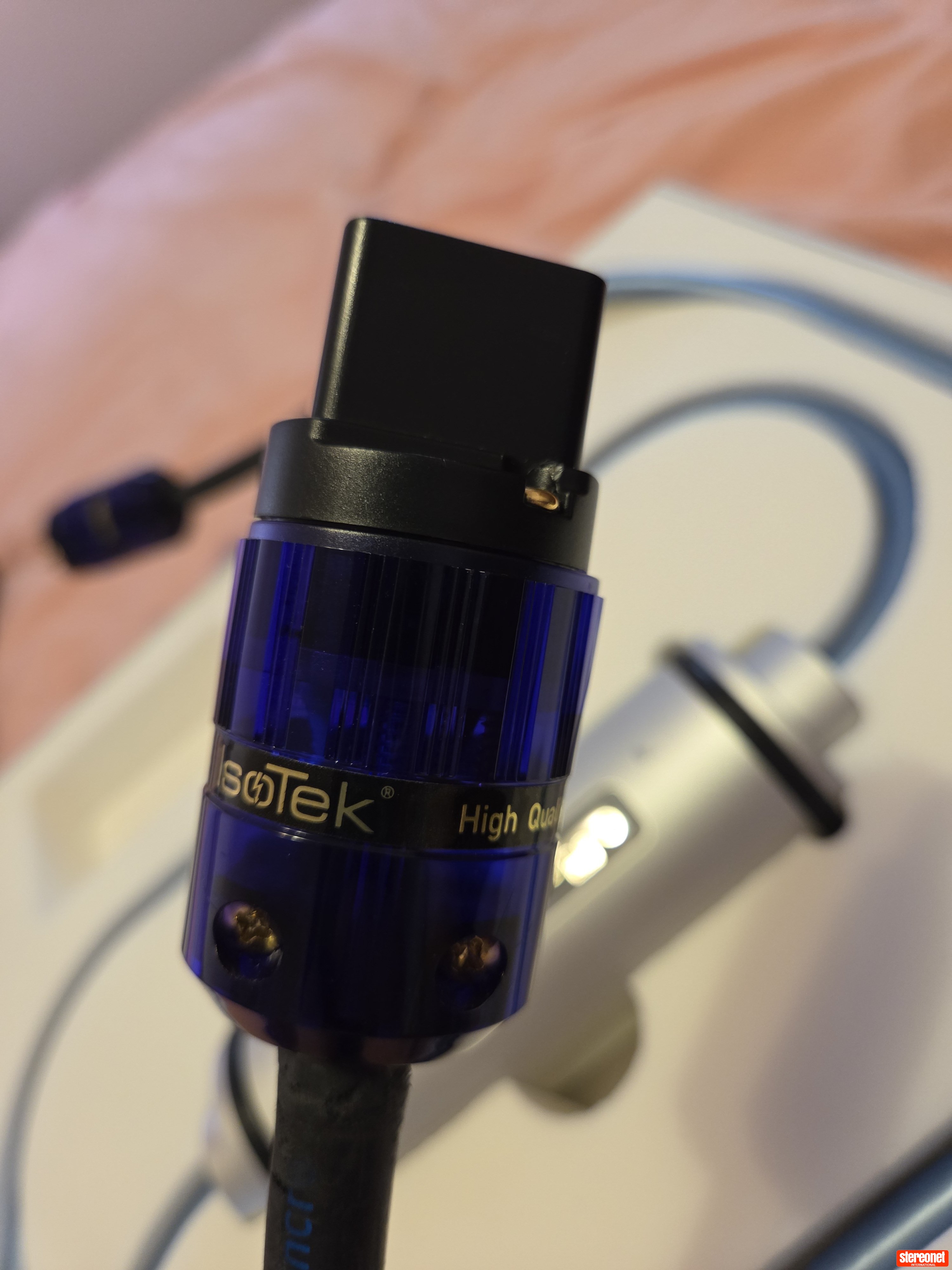 IsoTek EVO3 Synchro Active DC Blocking Power Cable |﻿ Power Cables