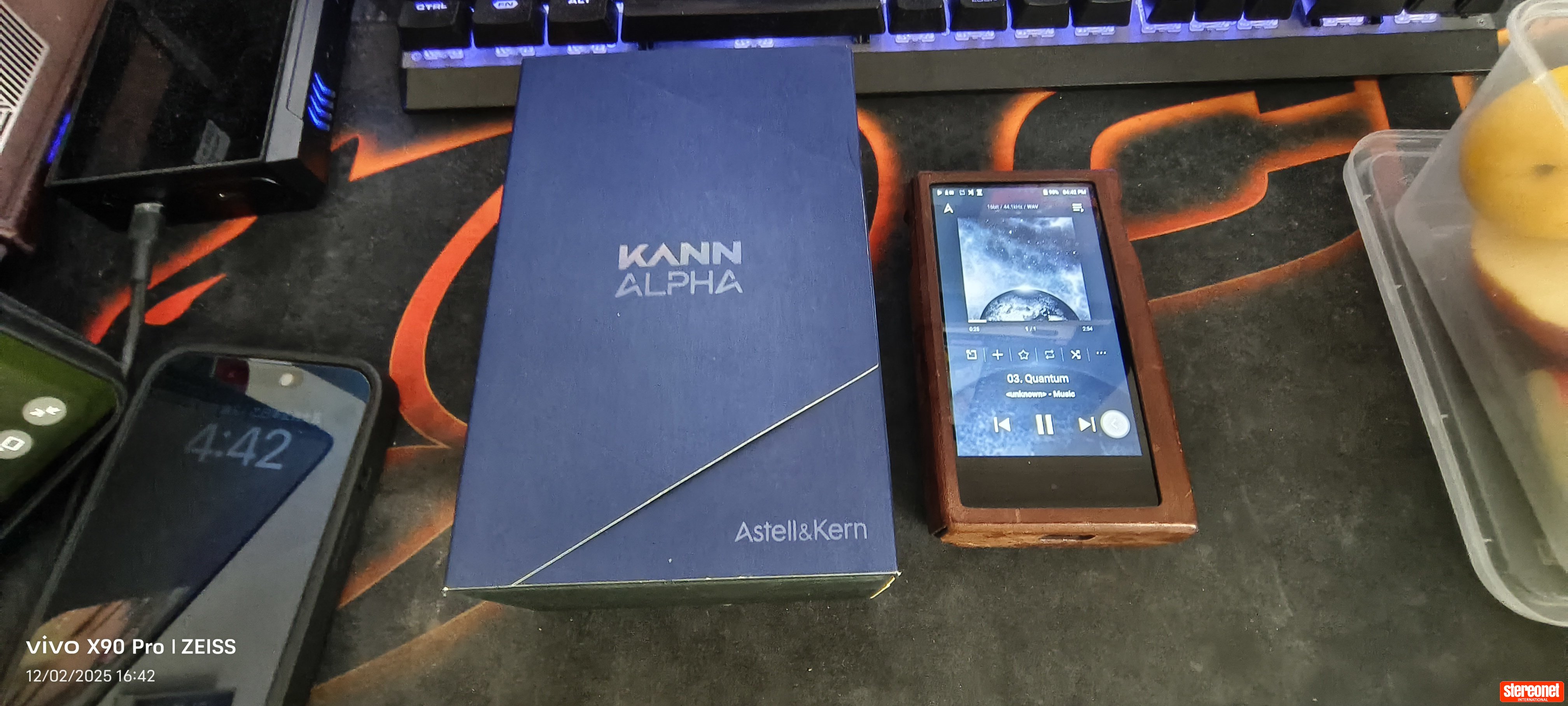 Astell&Kern Kann Alpha with Dignis case Digital Audio Player (DAP)