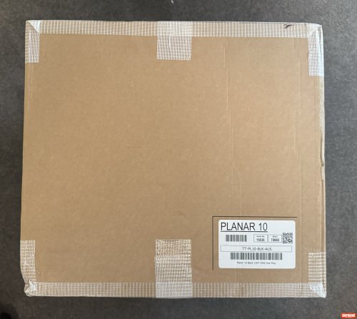 Rega Planar 10 Turntable