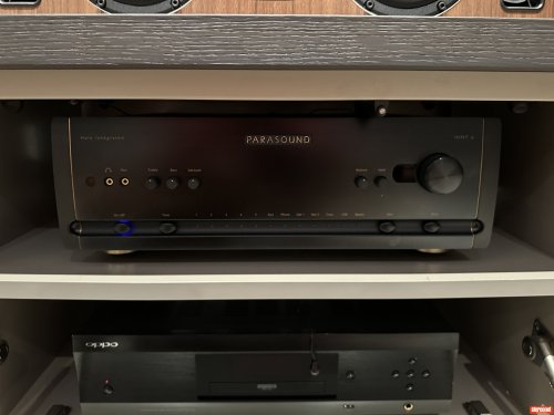 Parasound Hint 6 Integrated Amplifier (Solid State)