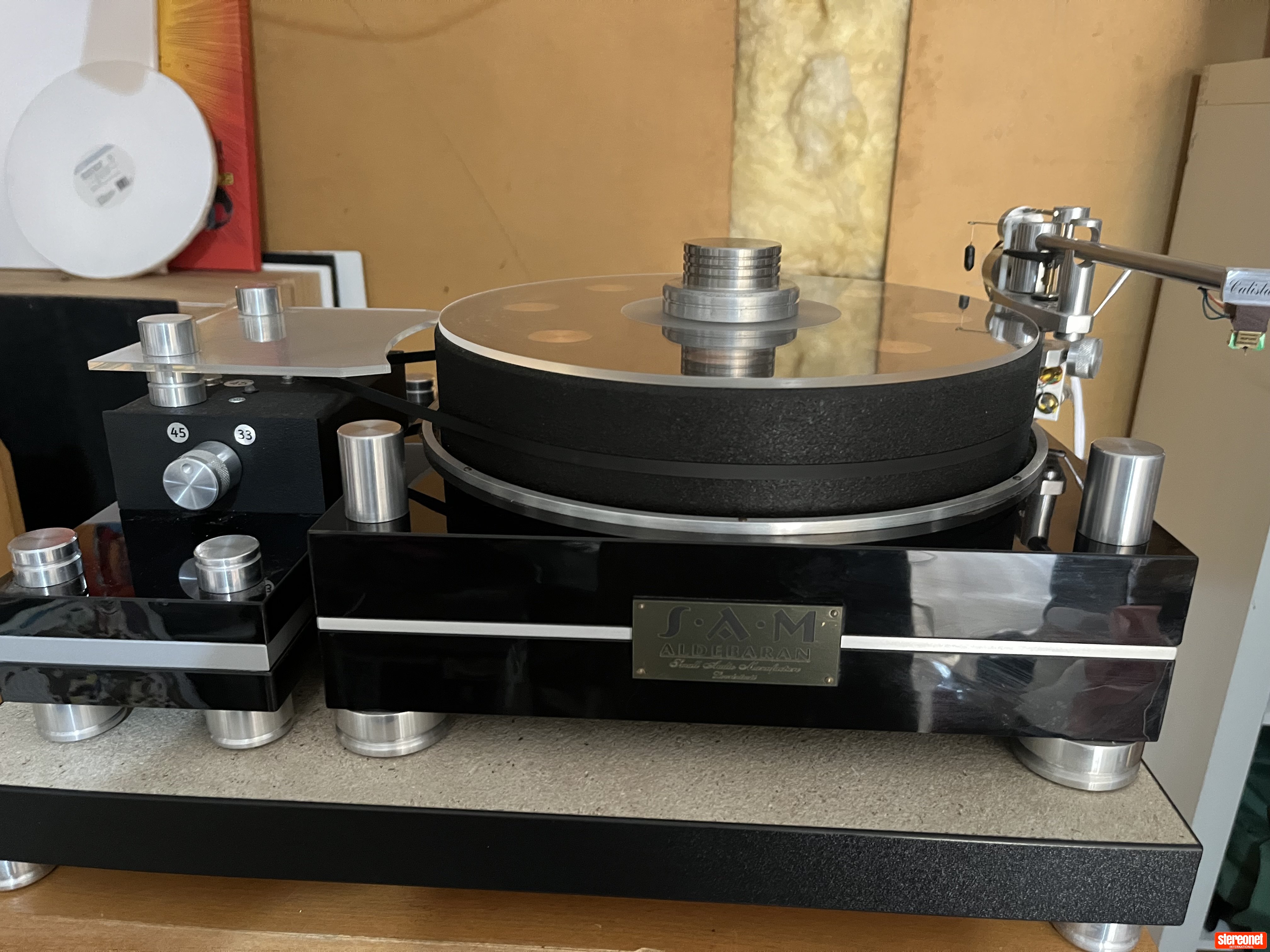 Small Size Turntable Small Audio Manufacturer Alderman Turntable and Tonearm Package ...