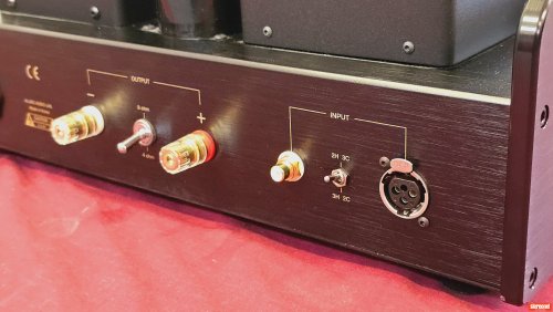 Allnic Audio M2500 Mono Amplifiers - Power Amplifiers - StereoNET