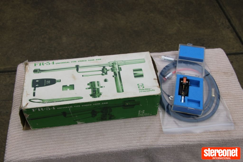 Fidelity Research FR-54 and FR-1 Mk2 Tonearm