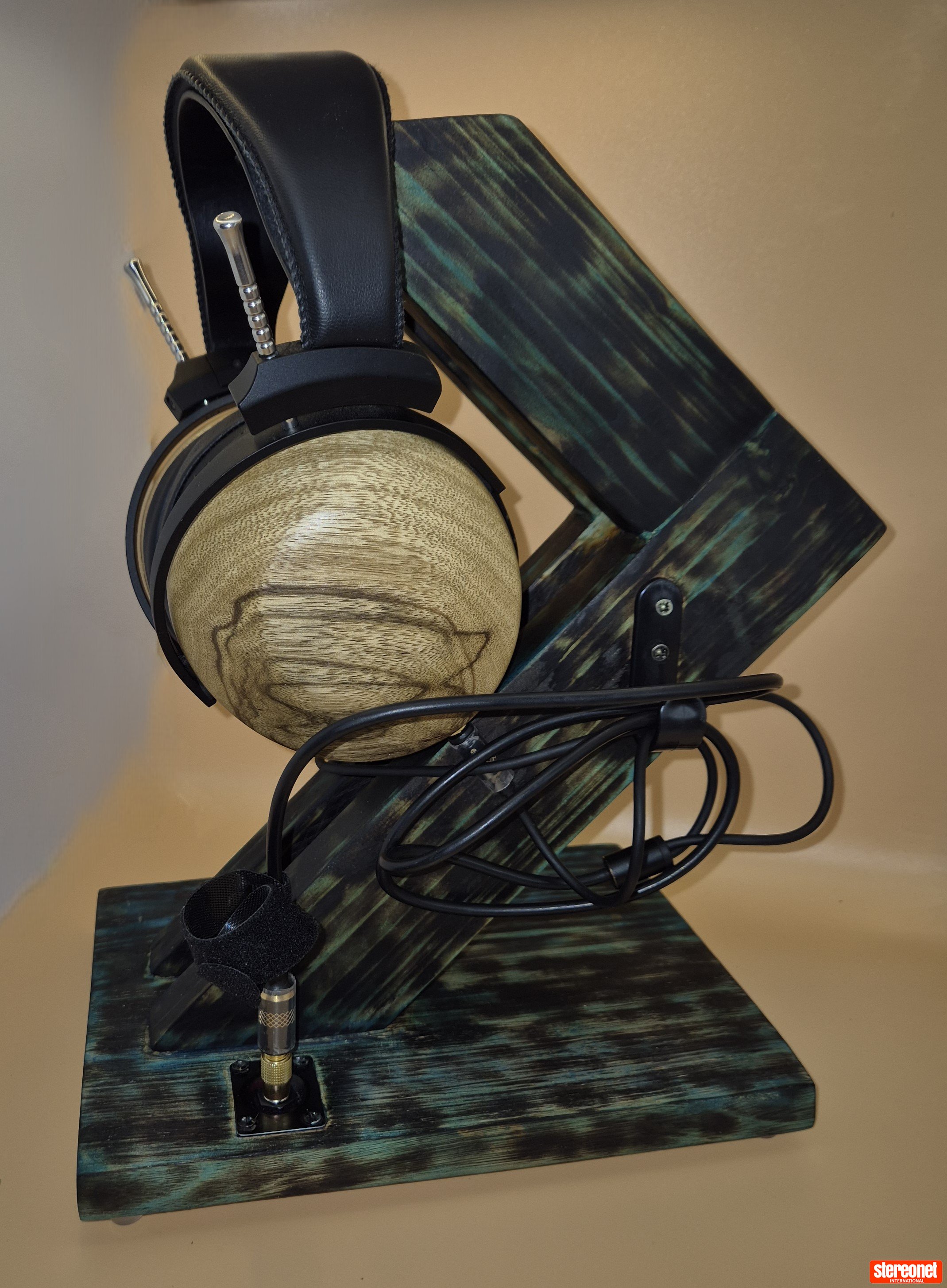 RusticStands Vel Stjorn Mottled Large 6.3mm Headphones - Over/On Ear