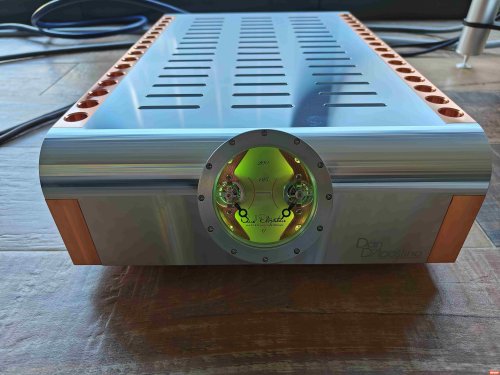Dan D’Agostino Momentum S200 Power Amplifier