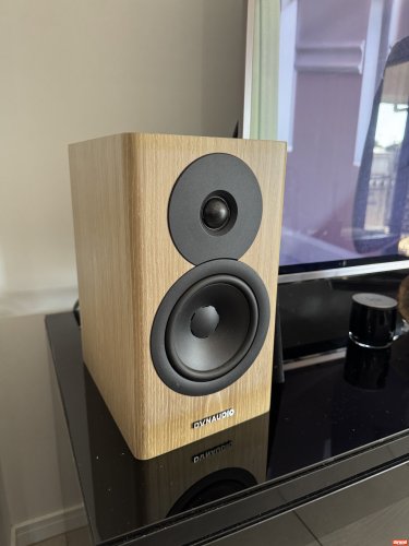 Dynaudio EVOKE 10 Bookshelf Loudspeakers