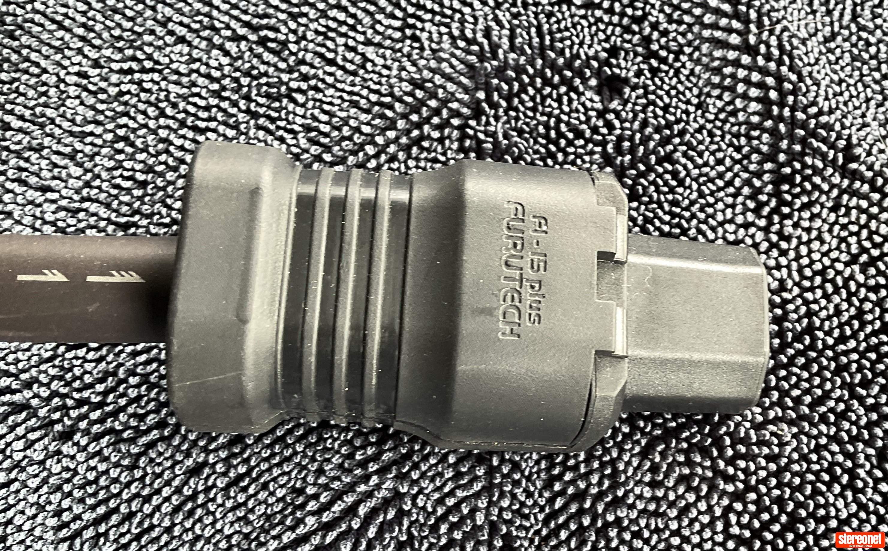 Furutech Flow-15 In-Line Power Filter - Power Filtering / Conditioning ...