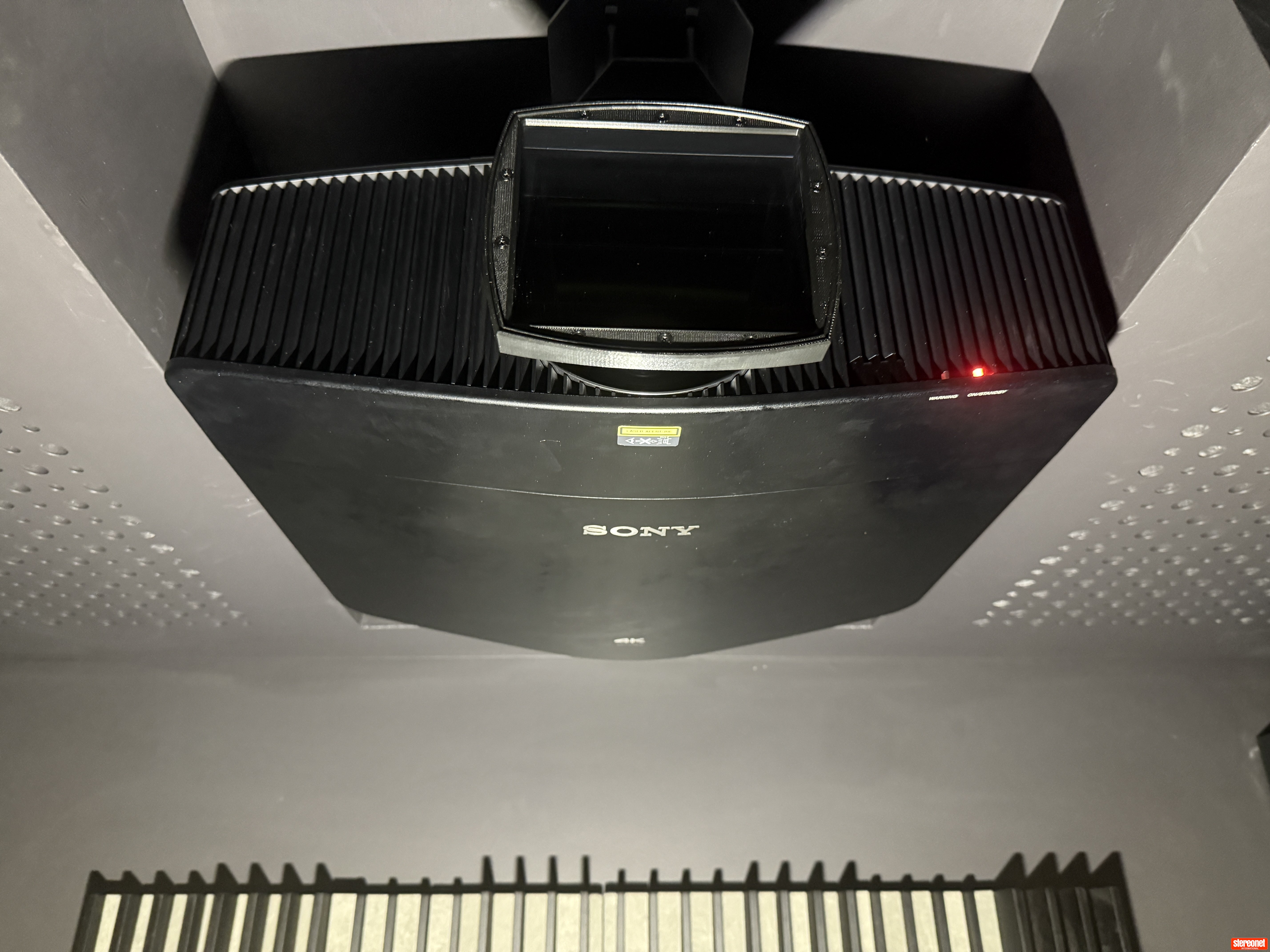 Panamorph DCR + XM2 Anamorphic Lens - Projectors & Screens - StereoNET