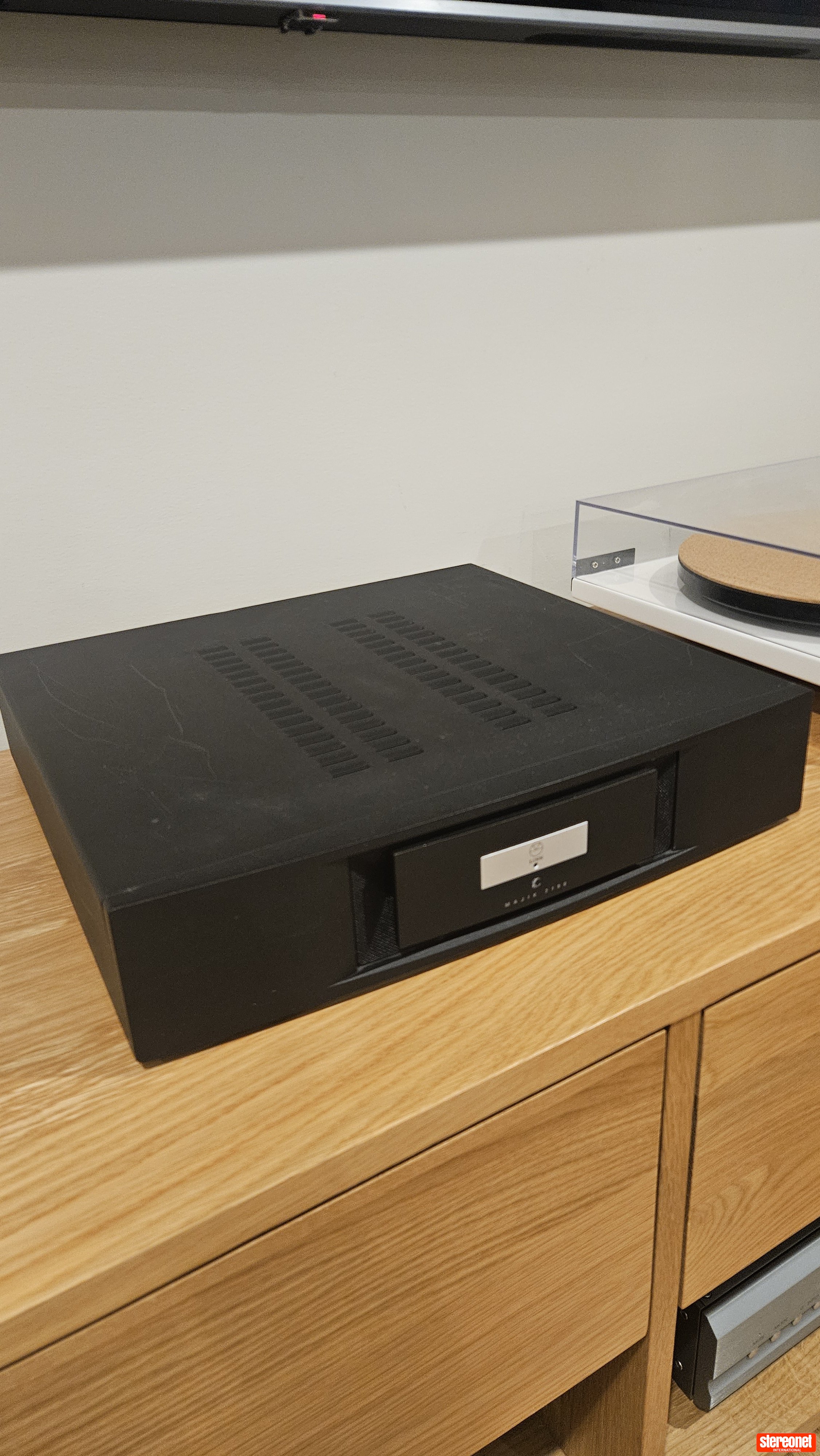 Linn Majik 2100 Power Amplifier