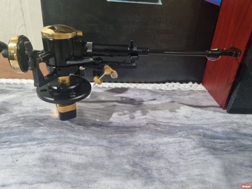 Graham Audio Phantom II Supreme Tonearm 9" Gold Accents Tonearm