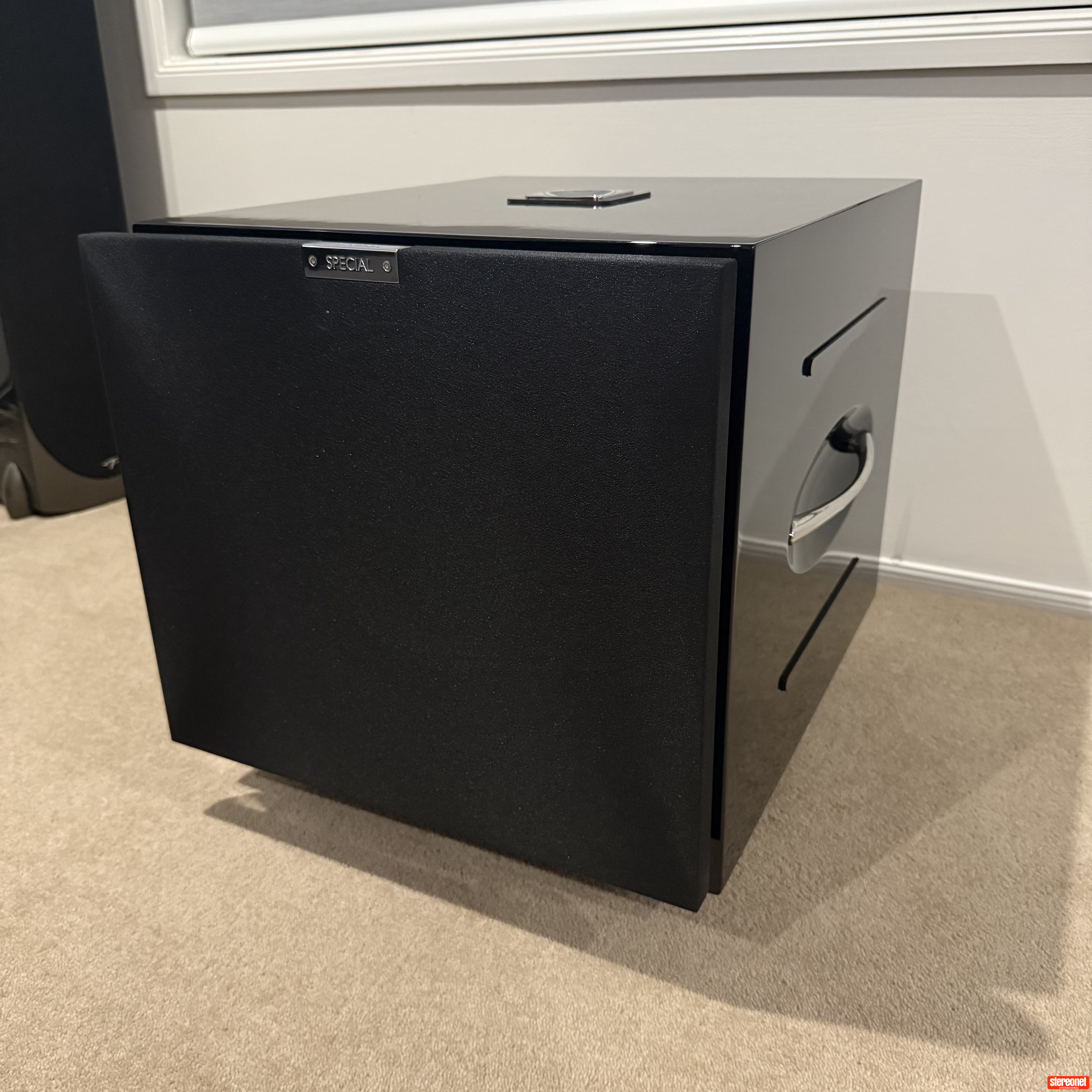 REL Acoustics CARBON SPECIAL Subwoofer (Active / Powered)