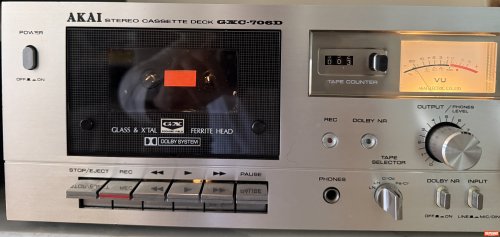 ポータブルプレーヤー Akai cassette deck gxc-706d Akai GXC-706D Stereo Cassette Deck | Vintage Audio - YouTube