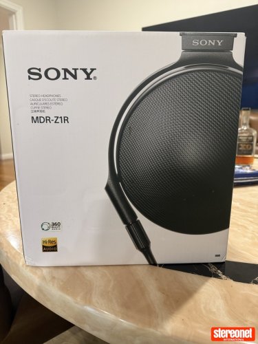 Sony MDR Z1R Headphones - Over/On Ear