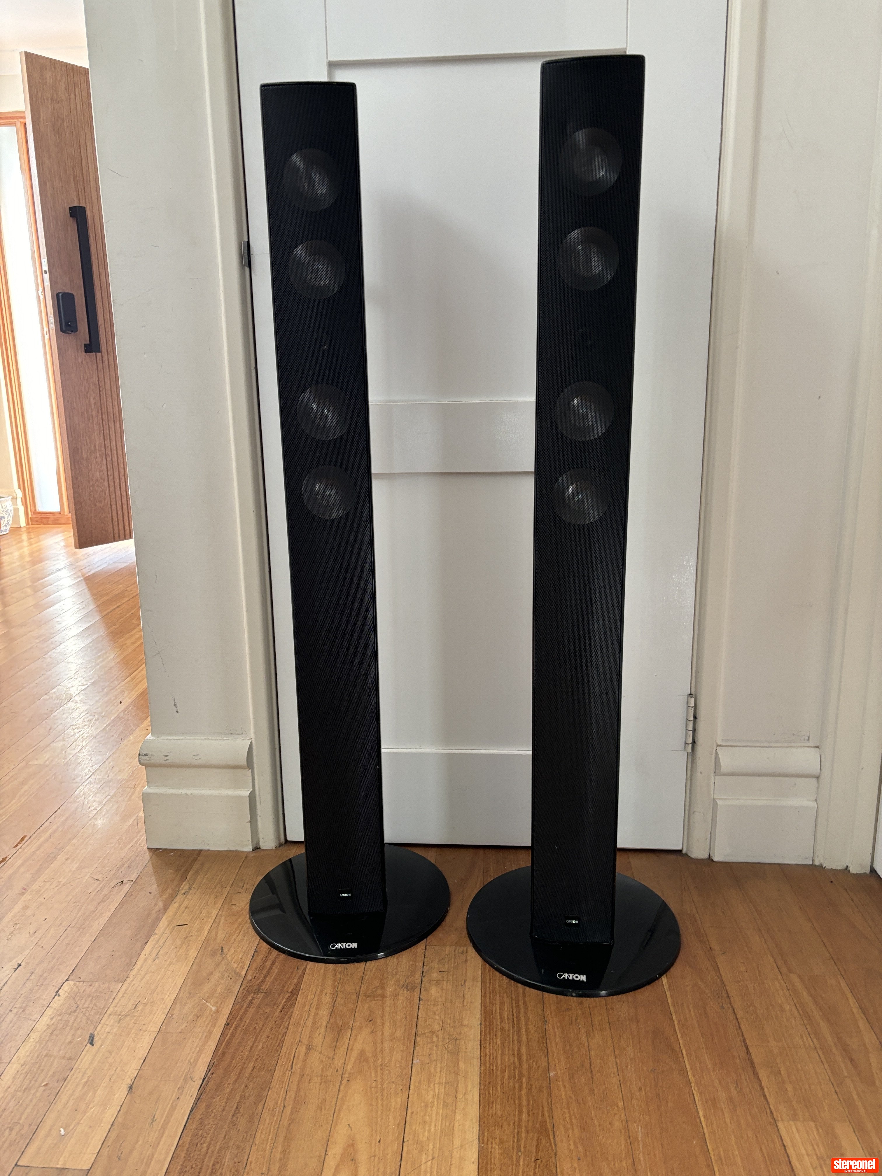 Canton CD3200 active Floorstanding Loudspeakers