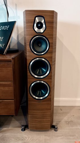 Sonus Faber Sonetto V Floorstanding Loudspeakers
