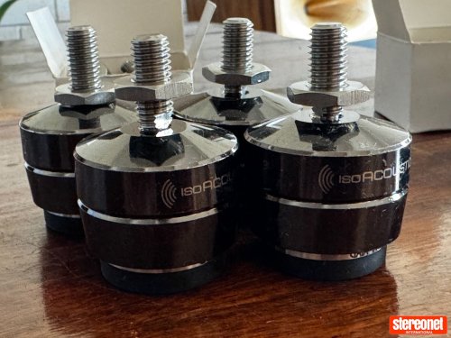 IsoAcoustics GAIA III Isolation Feet Isolation Footers - Other - StereoNET