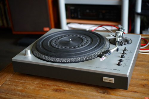 Toshiba SR225 Turntable and Tonearm Package