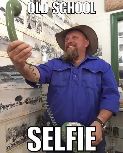 selfie.jpg.be3ceac0fb07cea2a9d9ca37a8e0d8a7.jpg